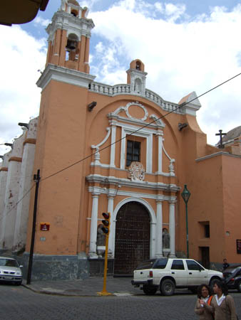 kirche3_stadtrundfahrt_puebla_mex