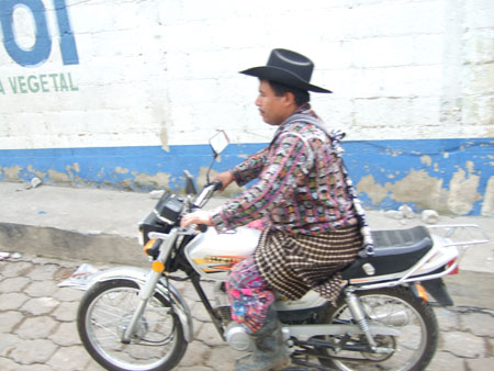 mayaaufmoped_nach_riodulce_guat